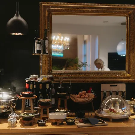 Boutique Coburg Lägenhetshotell 4*