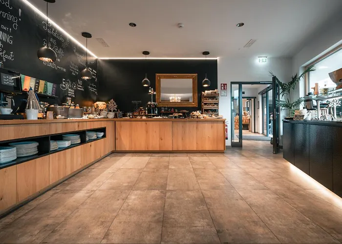 Boutique Coburg 4* سخلادميخ